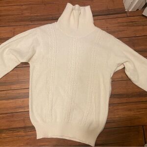Vintage Rare United Color of Benetton made in italy turtleneck sweater.